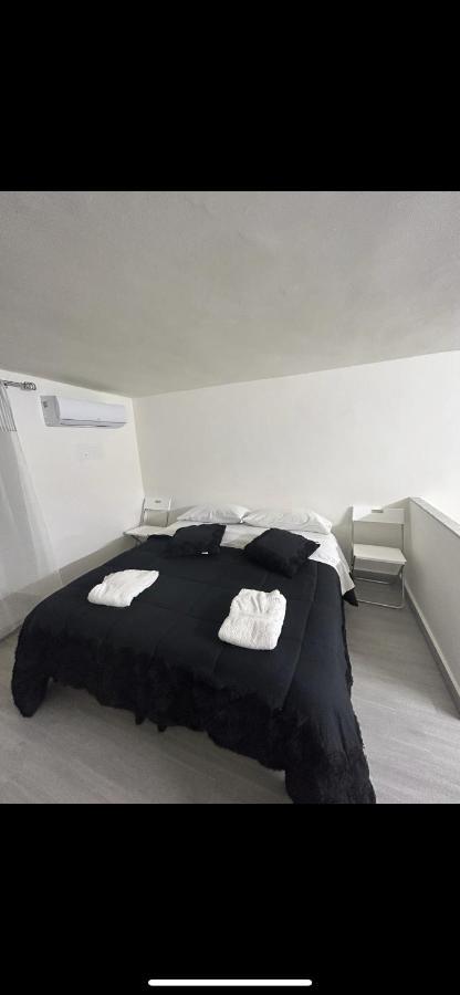 Pontenuovo 6e8 House Appartamento