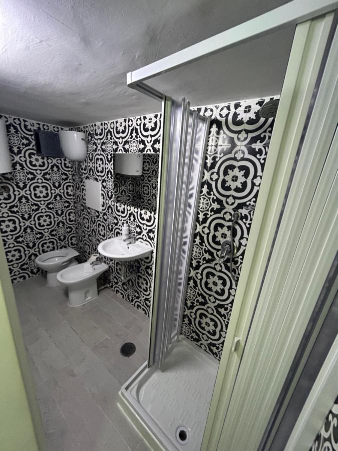 Pontenuovo 6e8 House Appartamento *